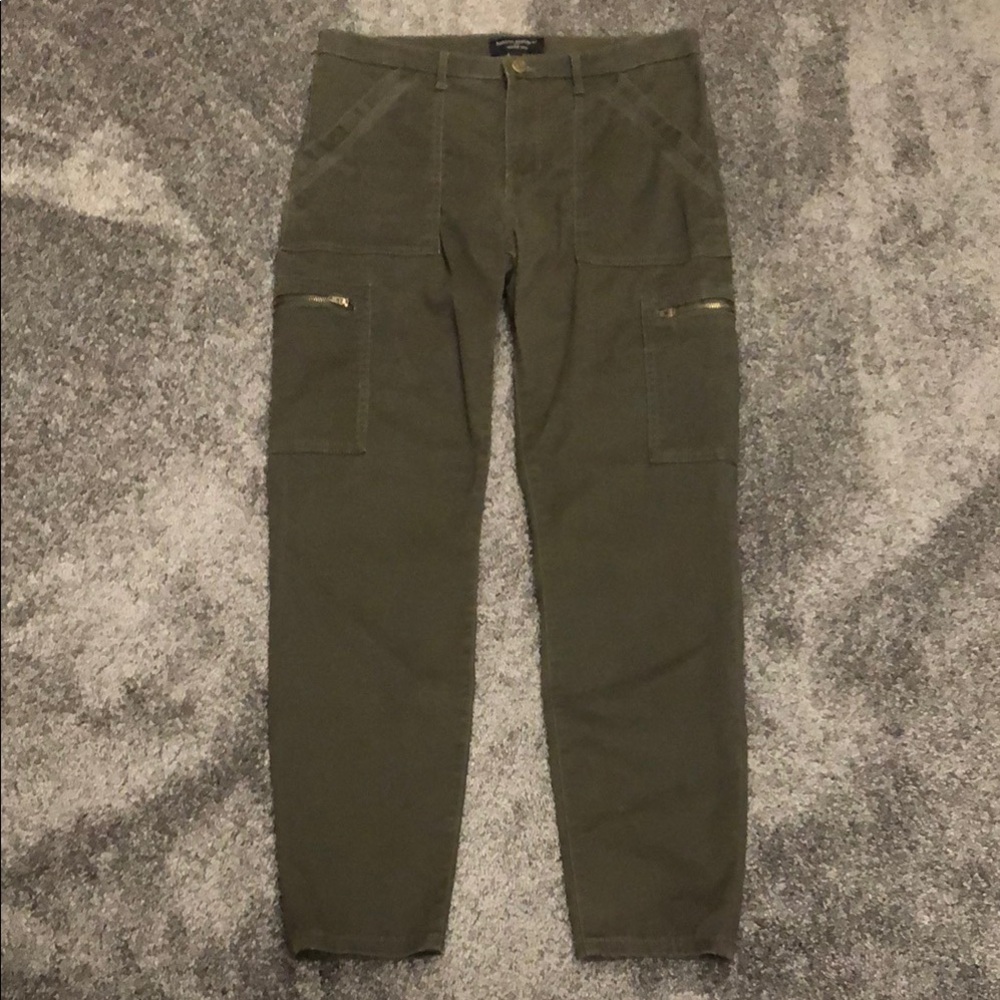 Women’s Banana Republic green high rise skinny cargo pants
